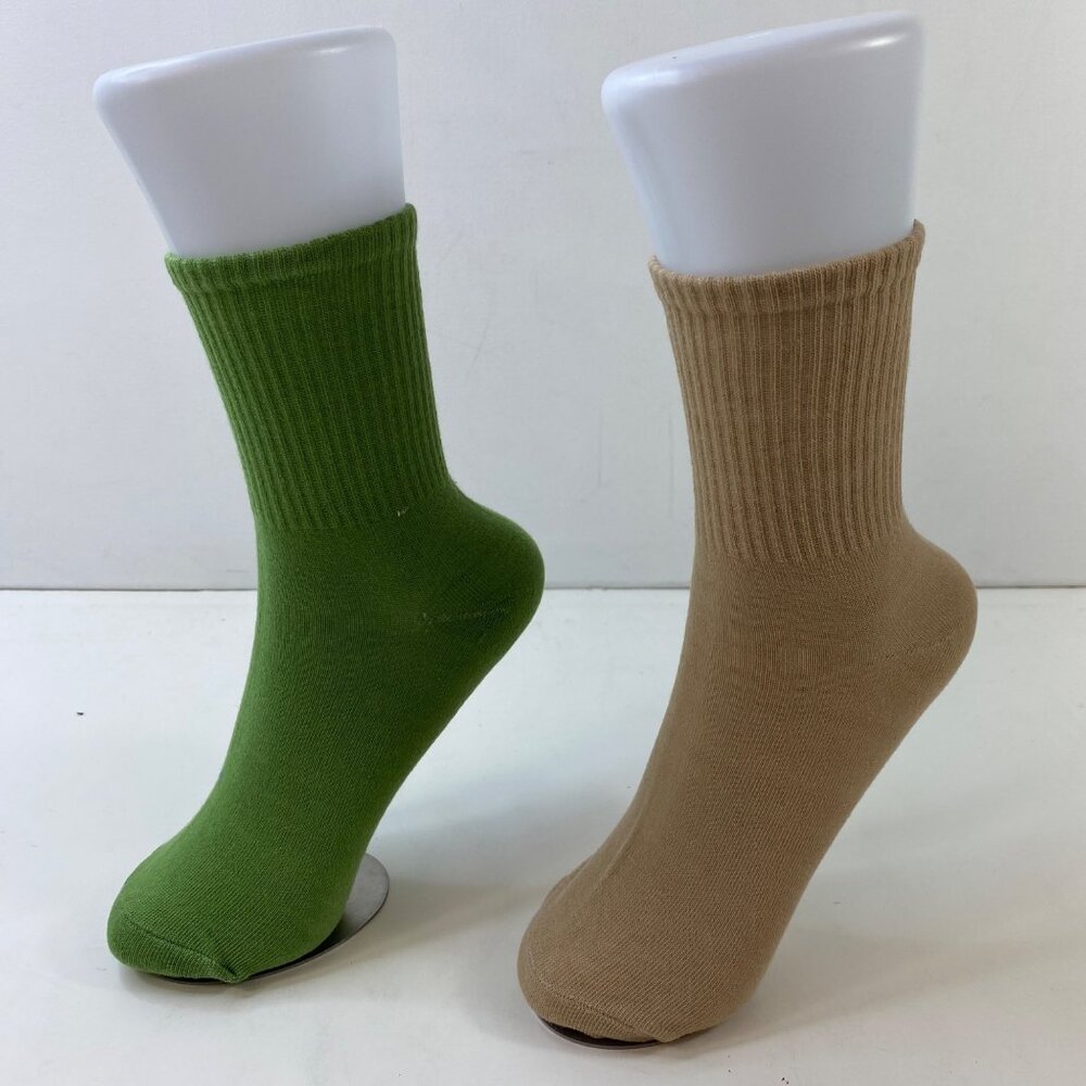 Womens Crew Socks Set 2 Solid Ribbed Texture Green Tan